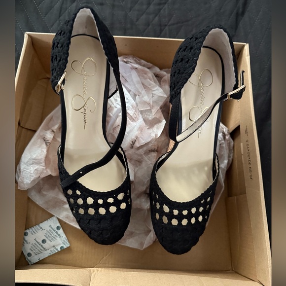 Jessica Simpson Black and Tan Wedge Heels - Picture 3 of 4